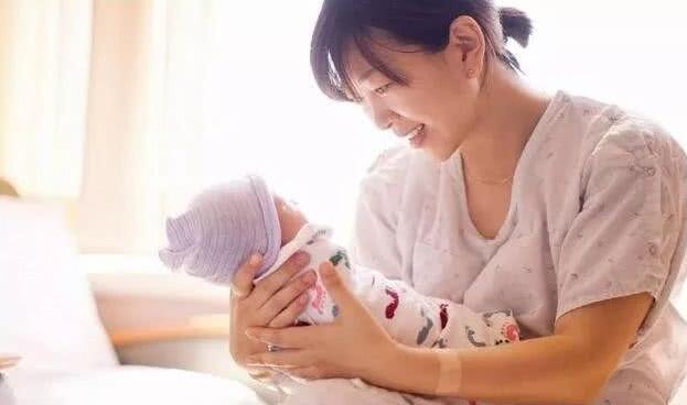 选择幼儿保姆需要看哪些方面?